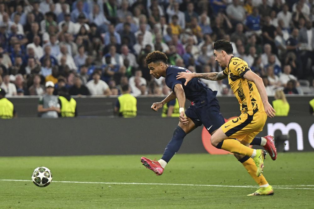 库尔图瓦呼吁总结教训，皇马能否从失利中重生？